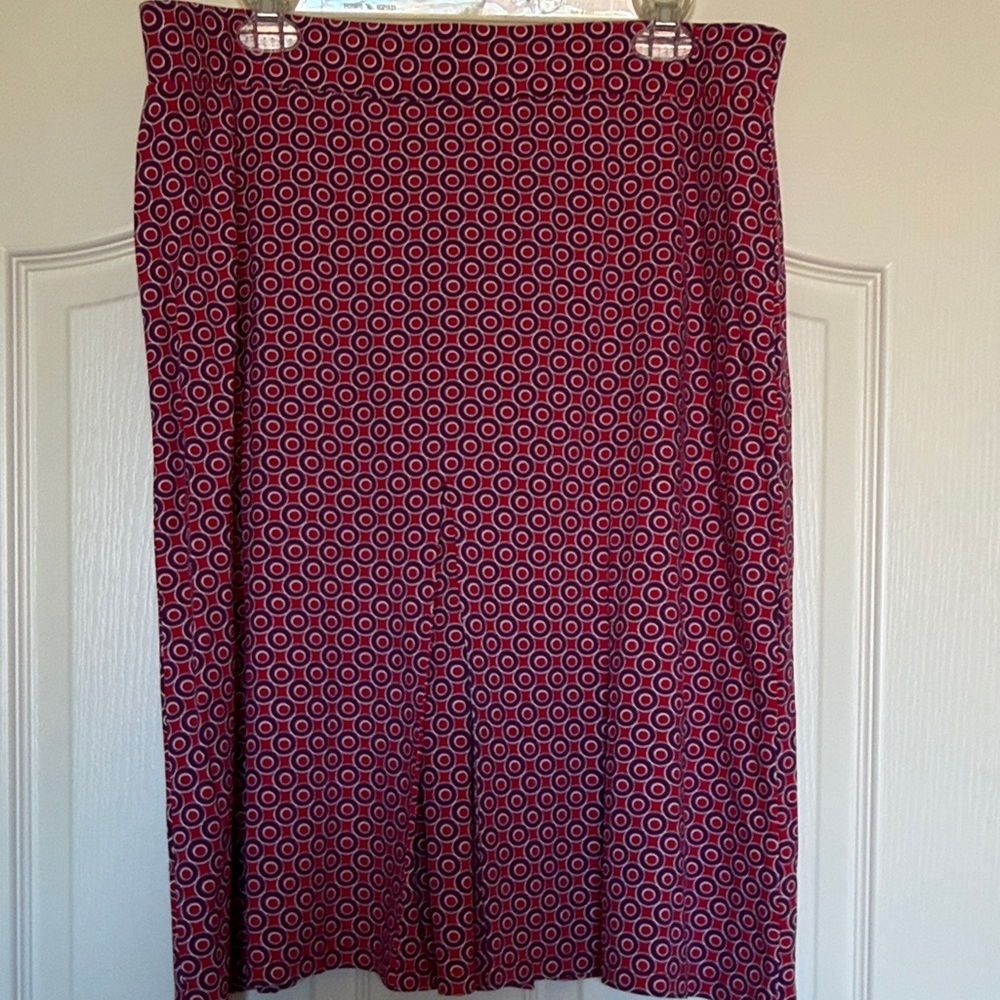 Boden Circle Patterned Skirt - Red and purple jersey stretch pull on sz 16L 14?